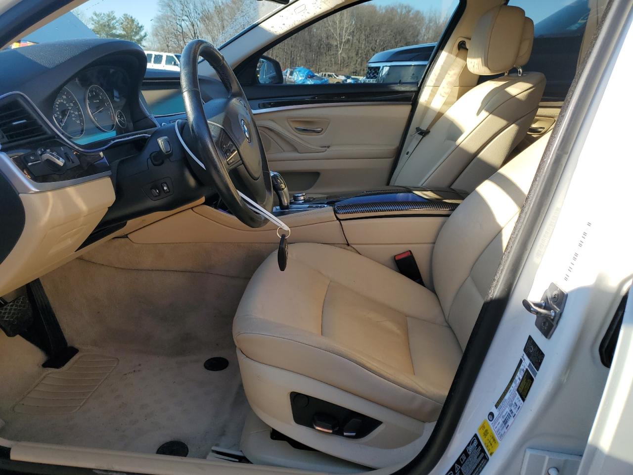 2011 BMW 5er VIN WBAFU7C57BC778941 Copart auction photo, minor dent/scratches damage thumbnail 7