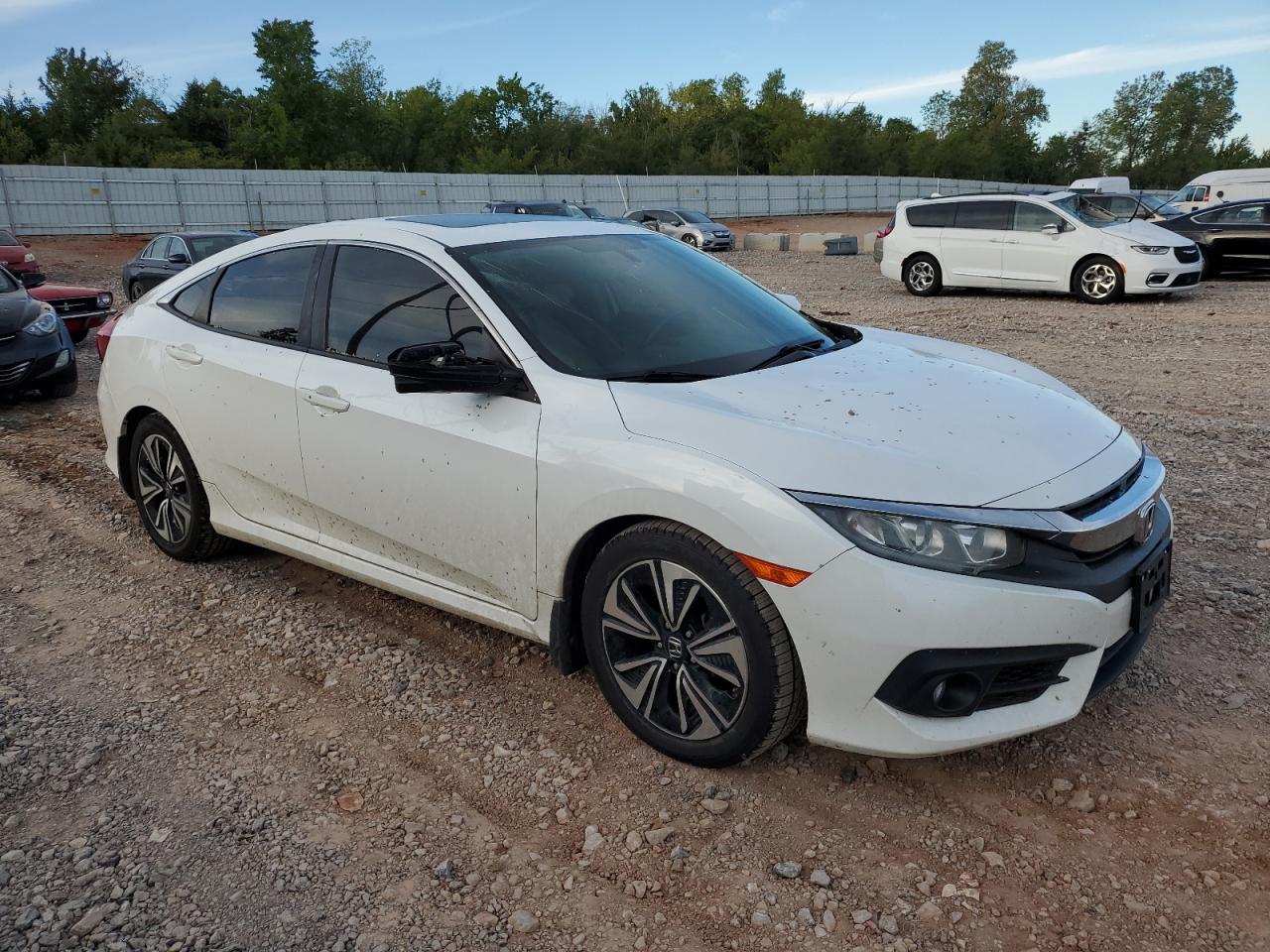 2016 Honda Civic VIN 19XFC1F7XGE014579 Copart auction photo, hail / minor dent/scratches damage thumbnail 4