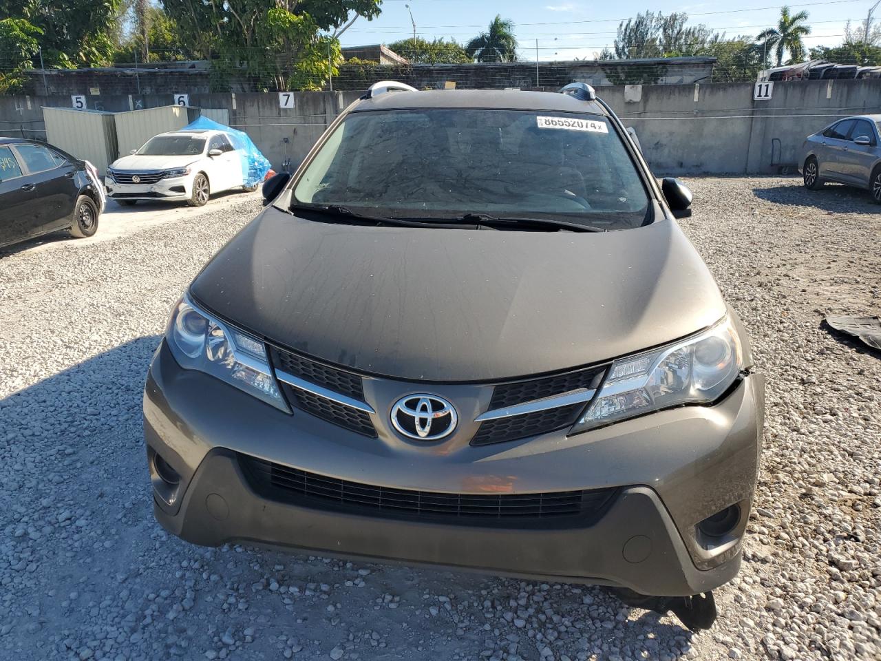 2015 Toyota RAV 4 VIN JTMZFREV2FD053072 Copart auction photo, front end / side damage thumbnail 5