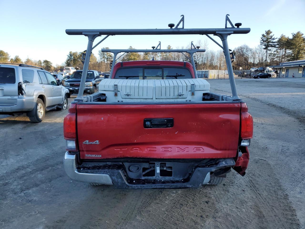 2018 Toyota Tacoma VIN 5TFSX5EN2JX059095 Copart auction photo, rear end / minor dent/scratches damage thumbnail 6