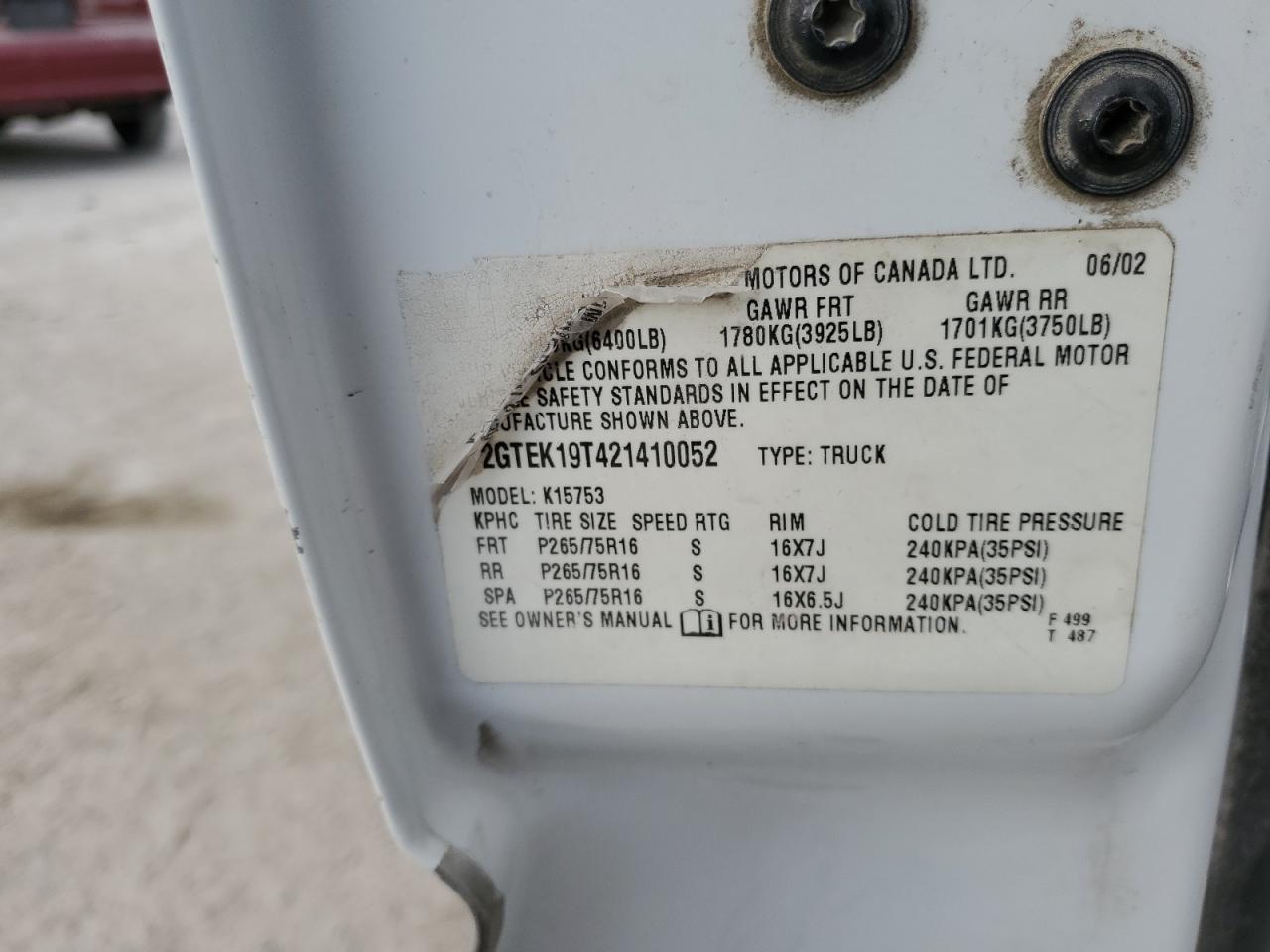 2002 GMC Sierra VIN 2GTEK19T421410052 Copart auction photo, front end damage thumbnail 12