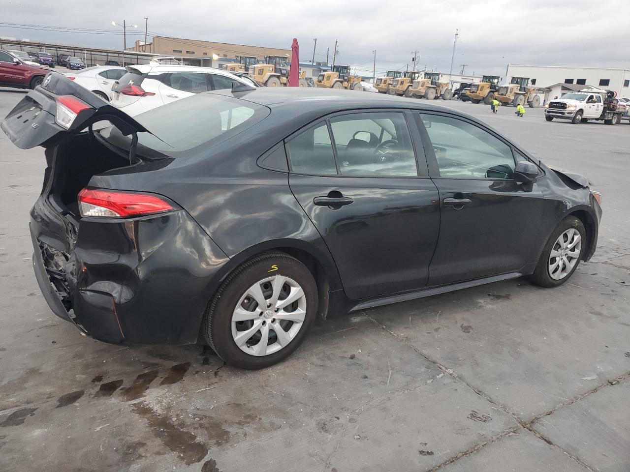 2022 Toyota Corolla VIN 5YFEPMAE3NP377664 Copart auction photo, front end / rear end damage thumbnail 3