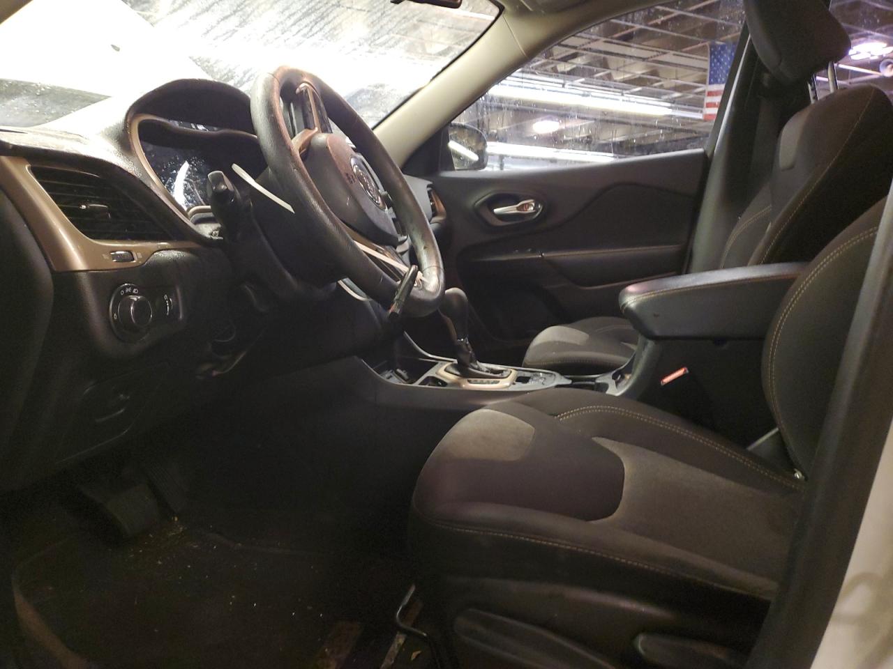 2016 Jeep Grand Cherokee VIN 1C4PJLAB4GW233836 Copart auction photo, front end / side damage thumbnail 7