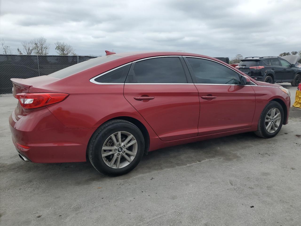 2015 Hyundai Sonata VIN 5NPE24AF6FH184091 Copart auction photo, minor dent/scratches damage thumbnail 3
