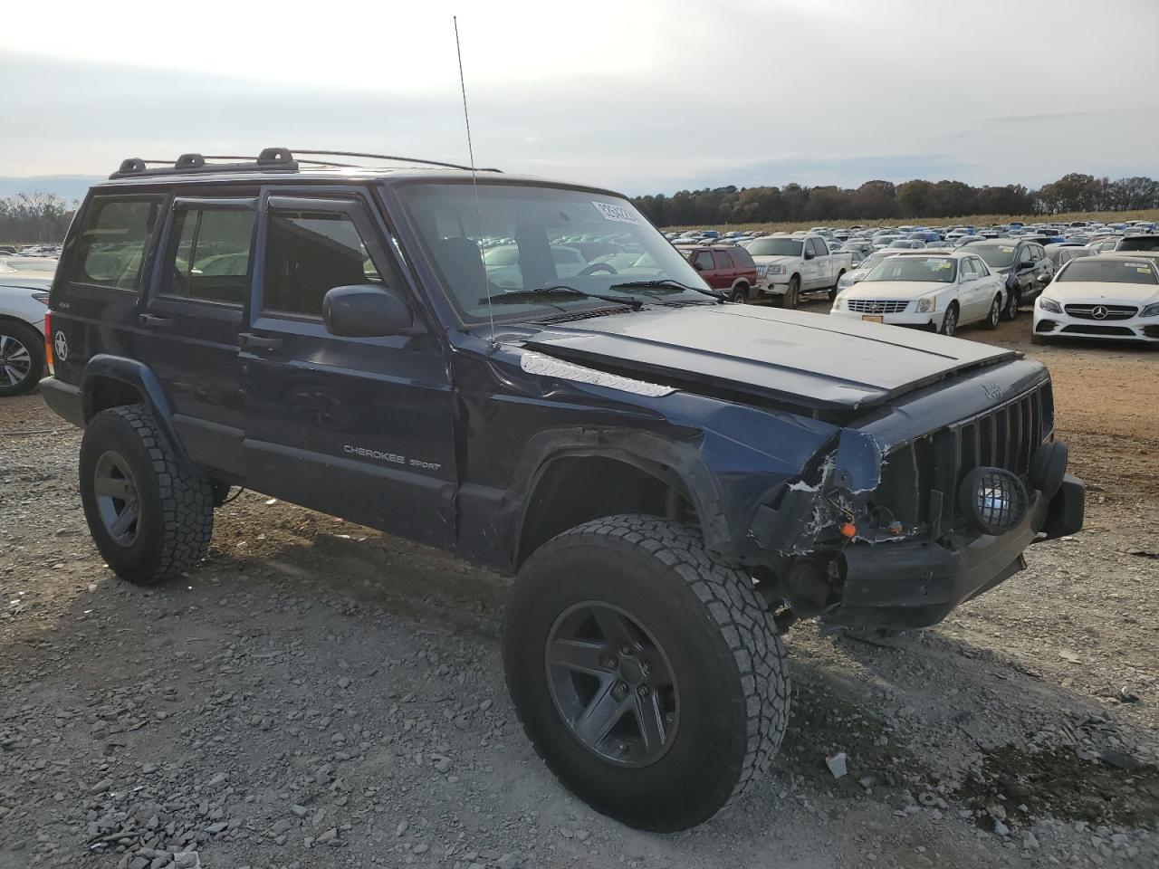 2000 Jeep Grand Cherokee VIN 1J4FF48S0YL121878 Copart auction photo, front end / side damage thumbnail 4