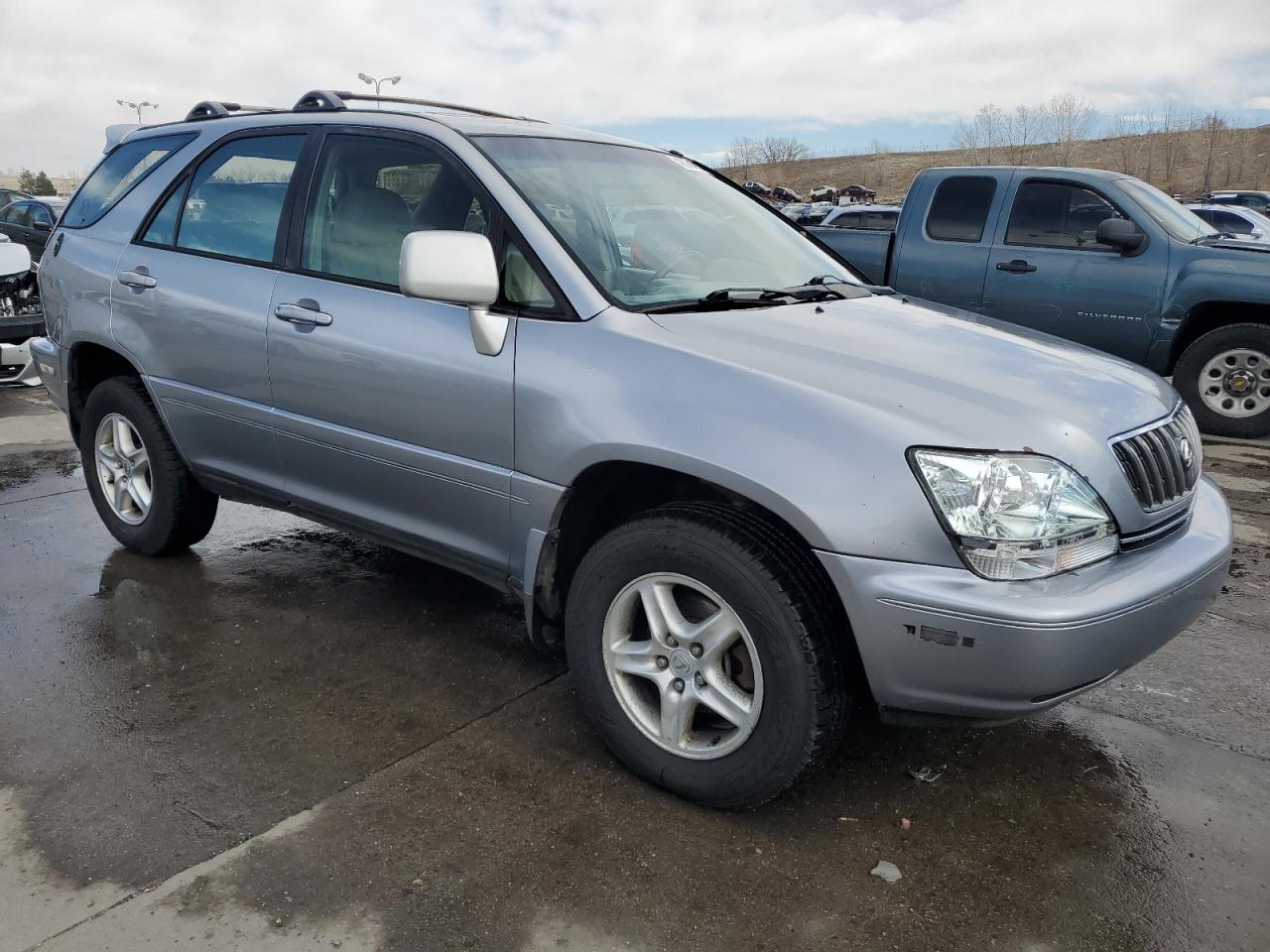 2001 Lexus RX VIN JTJHF10U310224257 Copart auction photo, rear end / hail damage thumbnail 4