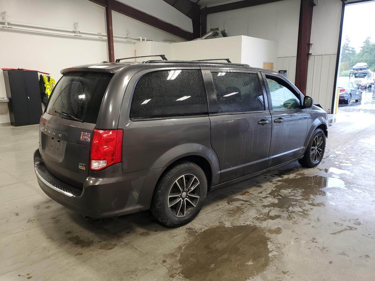 2018 Dodge Caravan VIN 2C4RDGEG2JR250518 Copart auction photo, front end damage thumbnail 3