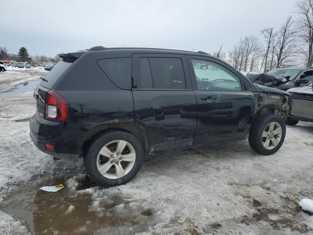 2014 Jeep Compass VIN 1C4NJDEB5ED659373 Copart auction photo, front end / minor dent/scratches damage thumbnail 3