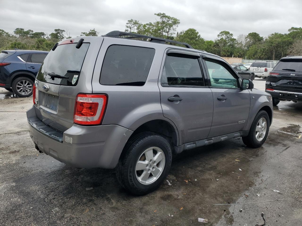 2008 Ford Escape VIN 1FMCU03158KA29110 Copart auction photo, front end / minor dent/scratches damage thumbnail 3