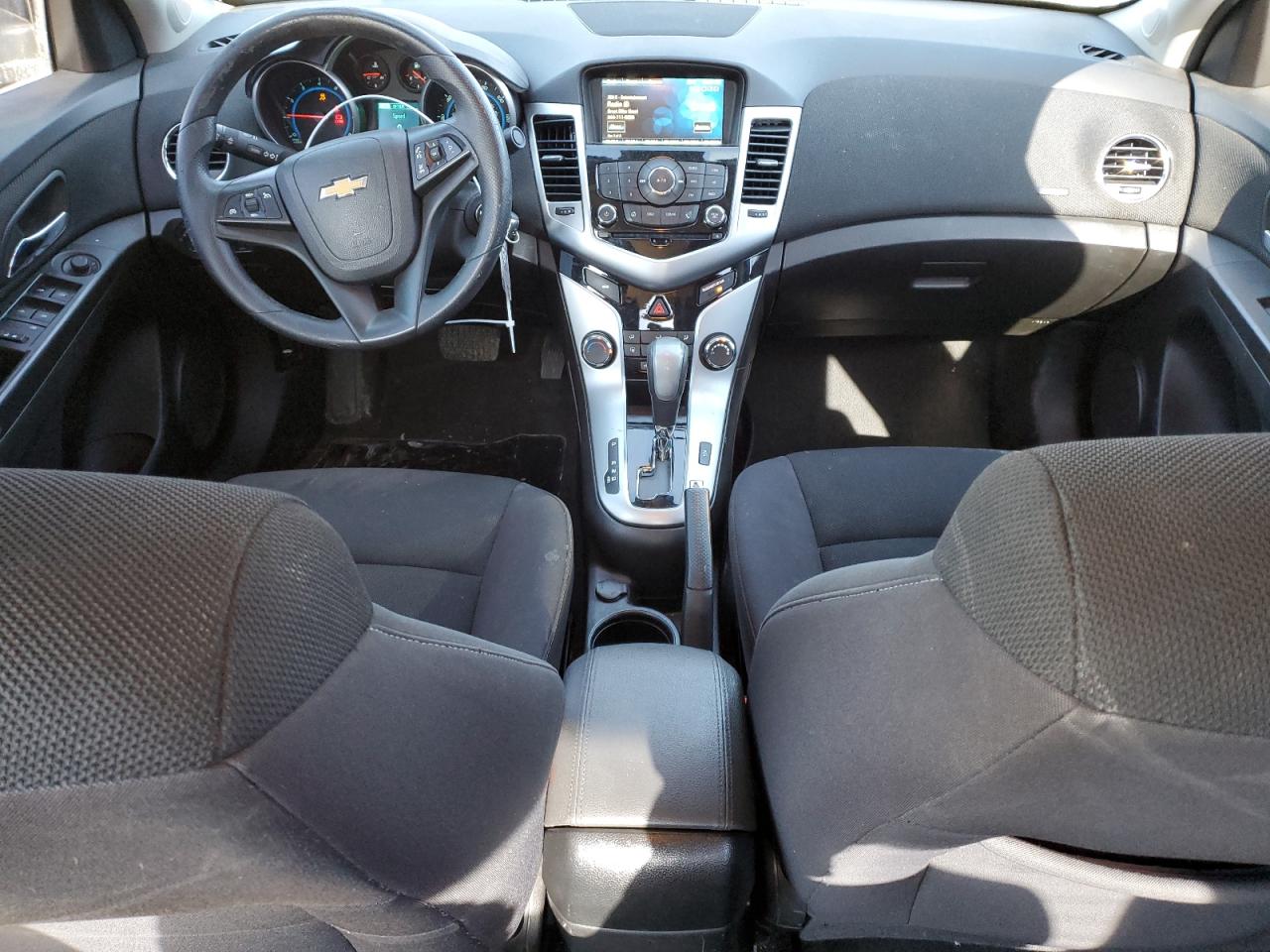 2016 Chevrolet Cruze VIN 1G1PE5SB6G7223830 Copart auction photo, rear end / front end damage thumbnail 8