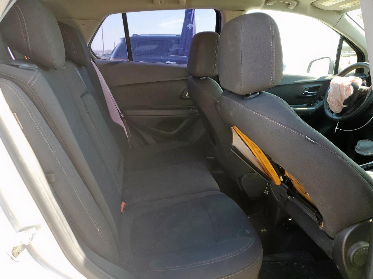 2018 Chevrolet Trax VIN KL7CJKSB7JB646370 Copart auction photo, front end / rear end damage thumbnail 11