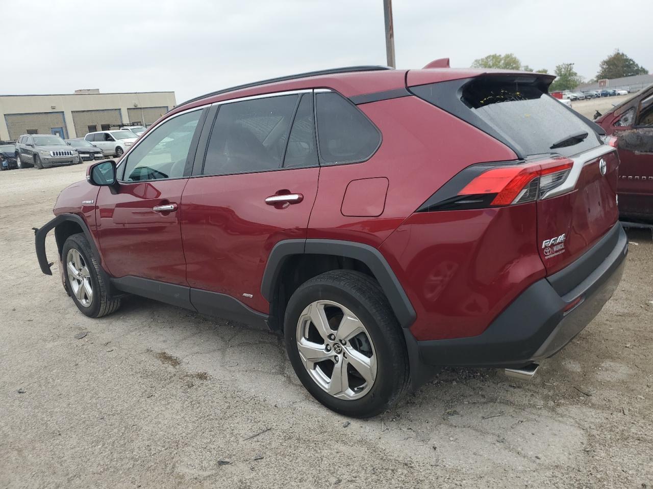 2021 Toyota RAV 4 VIN 4T3D6RFV2MU037964 Copart auction photo, front end / minor dent/scratches damage thumbnail 2