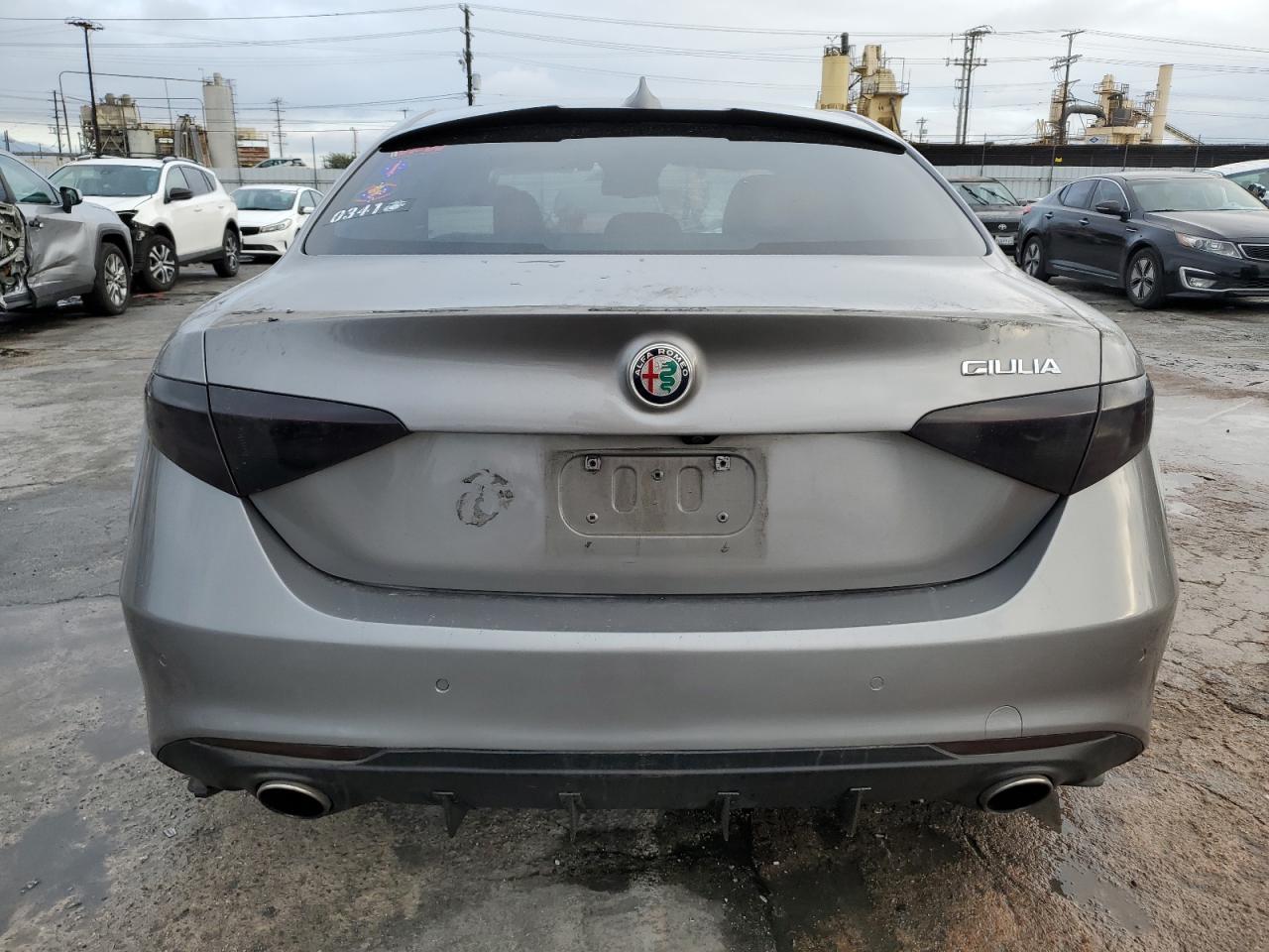 2017 Alfa Romeo Giulia VIN ZARFAECN5H7544840 Copart auction photo, side / front end damage thumbnail 6