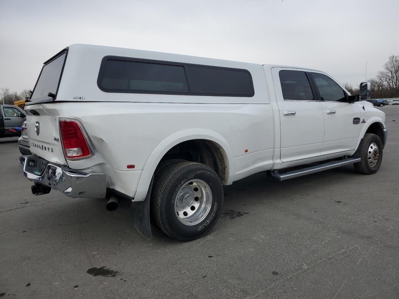 2018 RAM 3500 VIN 3C63RRKL4JG138935 Copart auction photo, rear end damage thumbnail 3