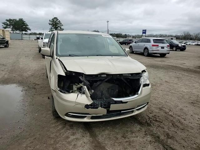 2015 Chrysler Town & Country VIN 2C4RC1BG7FR621037 Copart auction photo, front end / side damage thumbnail 11