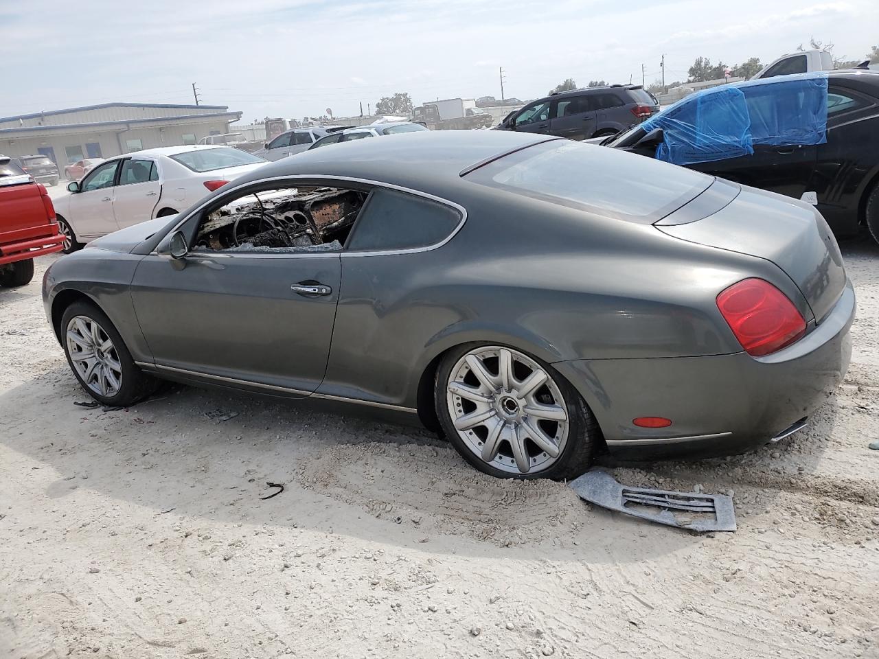 2005 Bentley Continental VIN SCBCR63W95C028121 Copart auction photo, burn - interior damage thumbnail 2