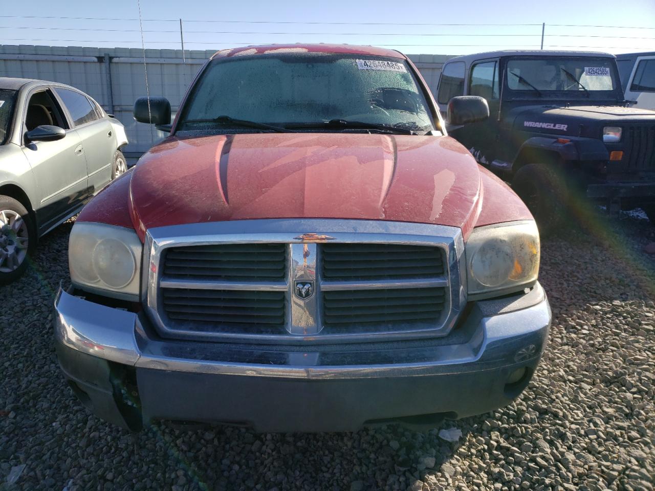 2005 Dodge Dakota VIN 1D7HW42N25S155488 Copart auction photo, all over damage thumbnail 5