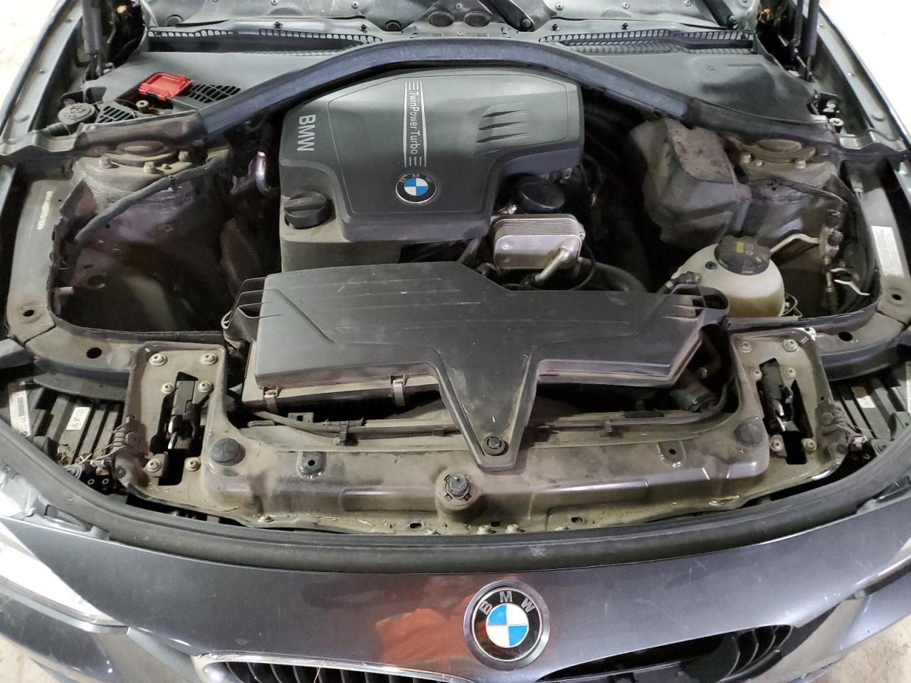 2015 BMW 3er VIN WBA3B3C57FF547298 Copart auction photo, front end / undercarriage damage thumbnail 11