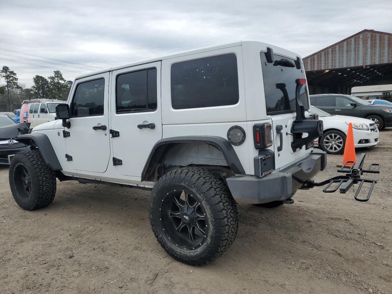 2015 Jeep Wrangler VIN 1C4HJWEG3FL745924 Copart auction photo, normal wear / minor dent/scratches damage thumbnail 2