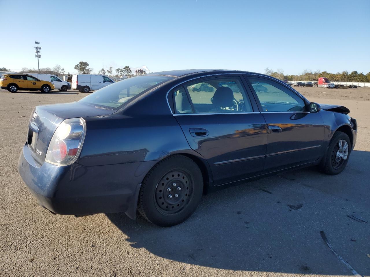 2005 Nissan Altima VIN 1N4AL11E35N441486 Copart auction photo, front end / minor dent/scratches damage thumbnail 3
