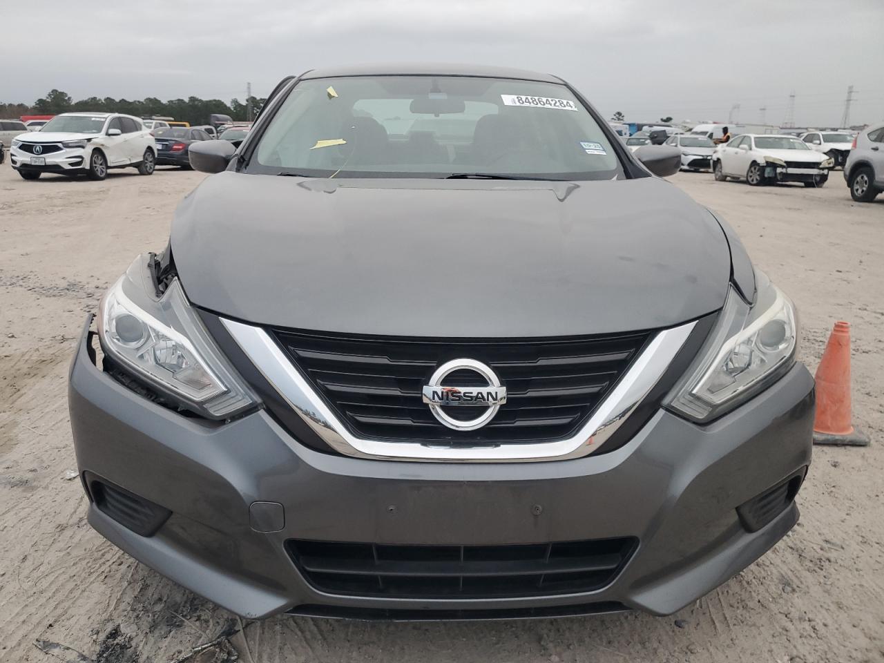 2018 Nissan Altima VIN 1N4AL3AP5JC111240 Copart auction photo, side / front end damage thumbnail 5
