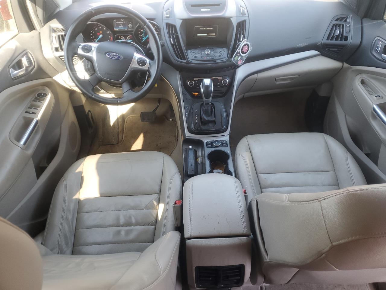 2015 Ford Escape VIN 1FMCU9GX8FUA31051 Copart auction photo, side / rear end damage thumbnail 8