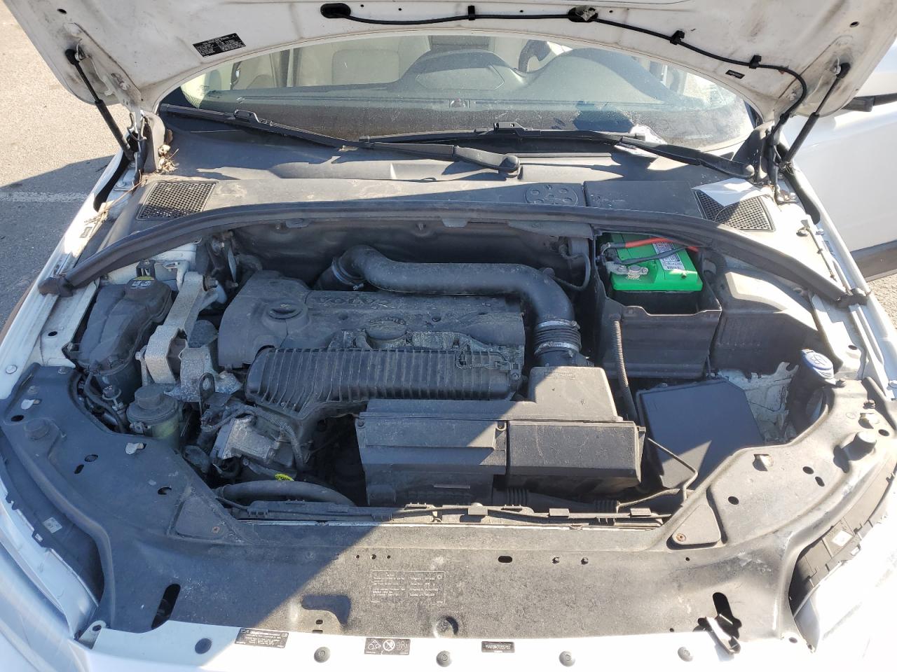2016 Volvo XC70 VIN YV4612NK7G1257123 Copart auction photo, mechanical / minor dent/scratches damage thumbnail 11