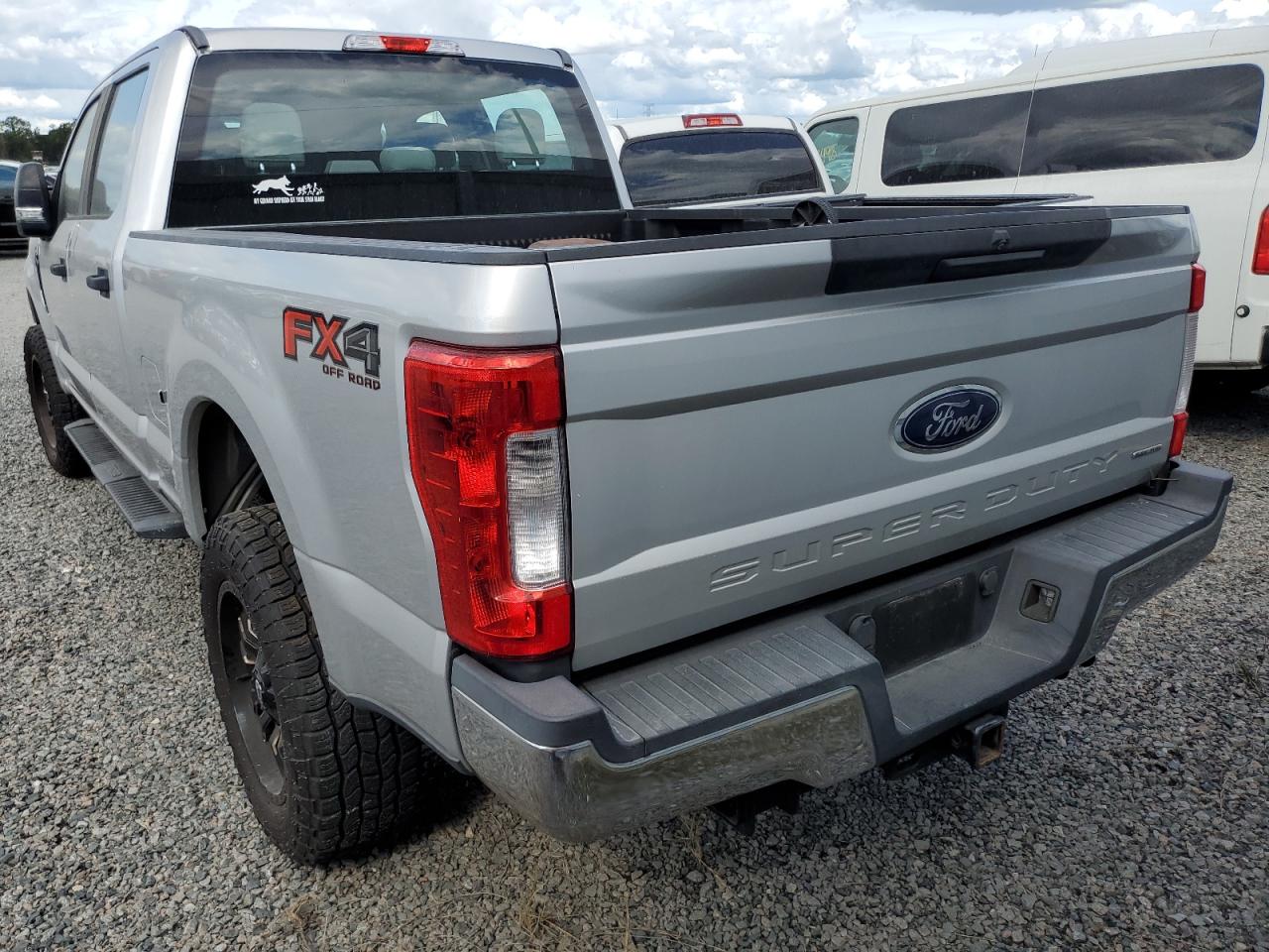 2017 Ford F250 VIN 1FT7W2B61HEF43396 Copart auction photo, water/flood damage thumbnail 6