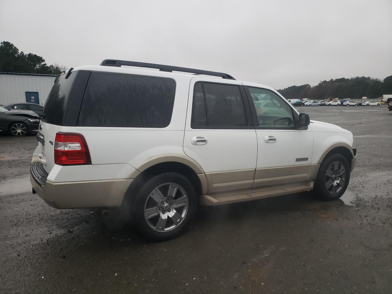2007 Ford Expedition VIN 1FMFU17547LA01727 Copart auction photo, front end damage thumbnail 3