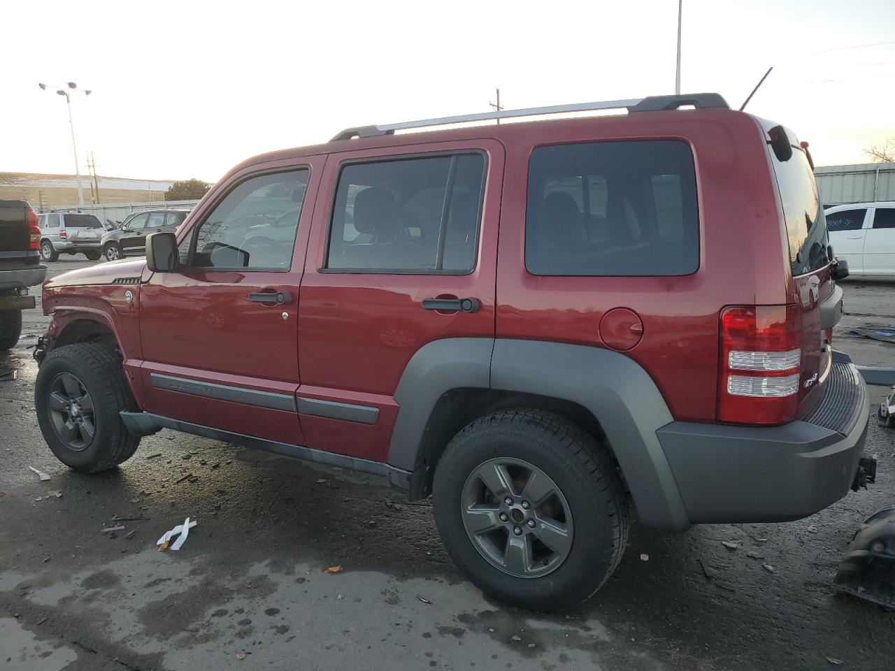 2011 Jeep Liberty (North America) VIN 1J4PN3GK1BW543070 Copart auction photo, front end / hail damage thumbnail 2