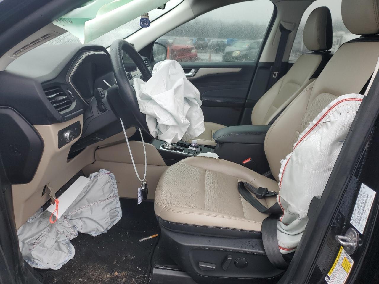 2021 Ford Escape VIN 1FMCU0H67MUA40399 Copart auction photo, front end damage thumbnail 7