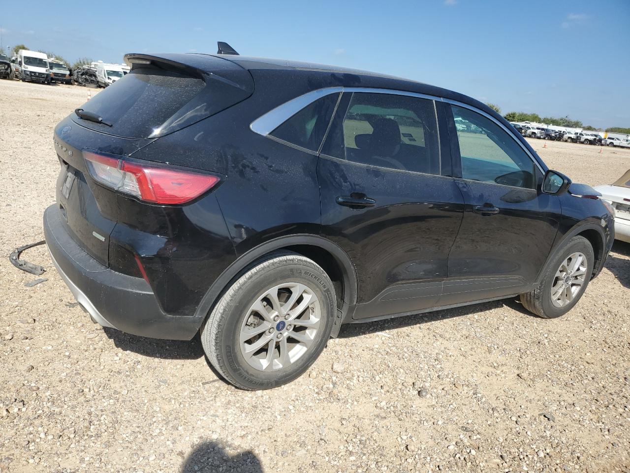 2020 Ford Escape VIN 1FMCU0G69LUB02417 Copart auction photo, front end damage thumbnail 3