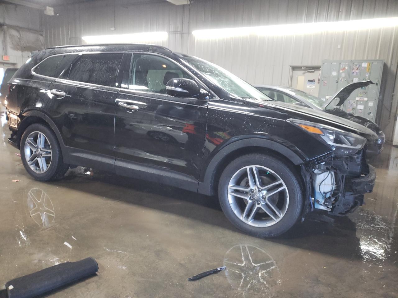 2018 Hyundai Santa Fe VIN KM8SR4HF0JU258426 Copart auction photo, front end / all over damage thumbnail 4