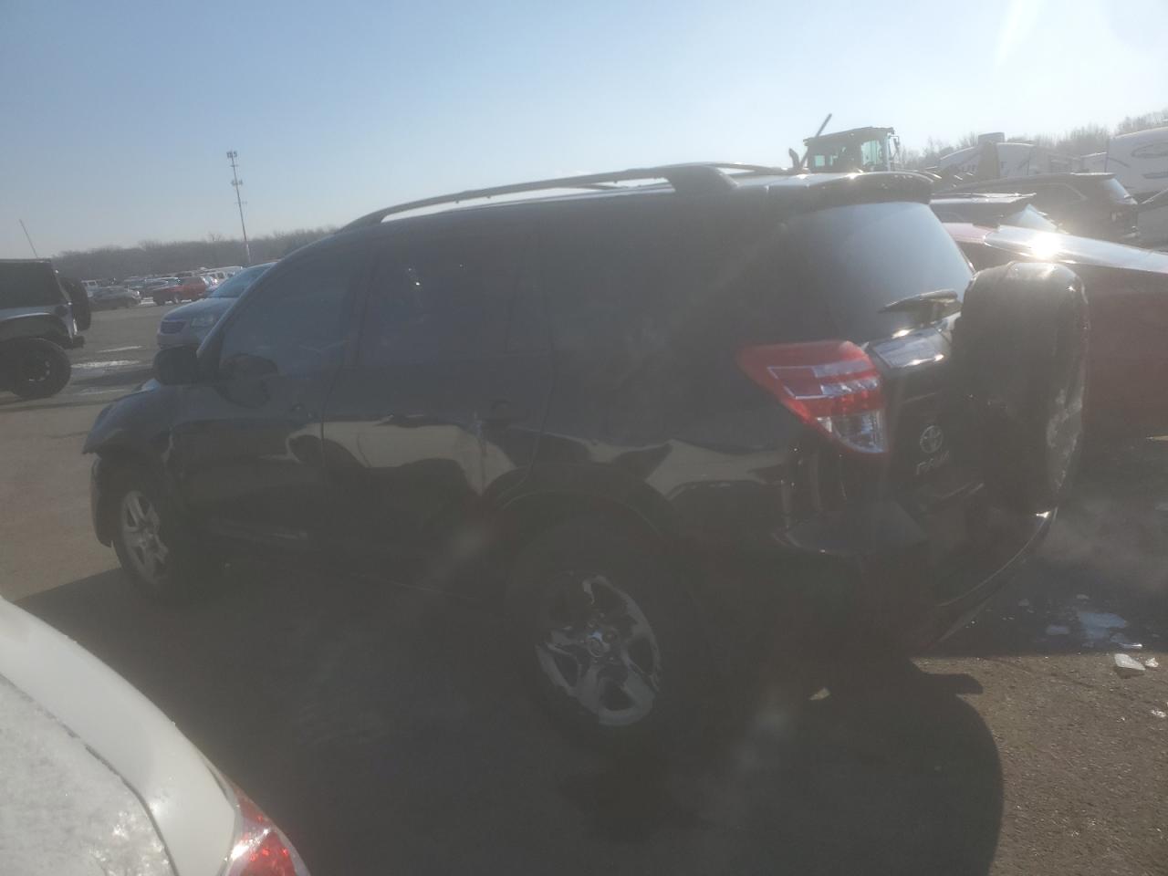 2011 Toyota RAV 4 VIN 2T3ZF4DV7BW090345 Copart auction photo, front end damage thumbnail 2