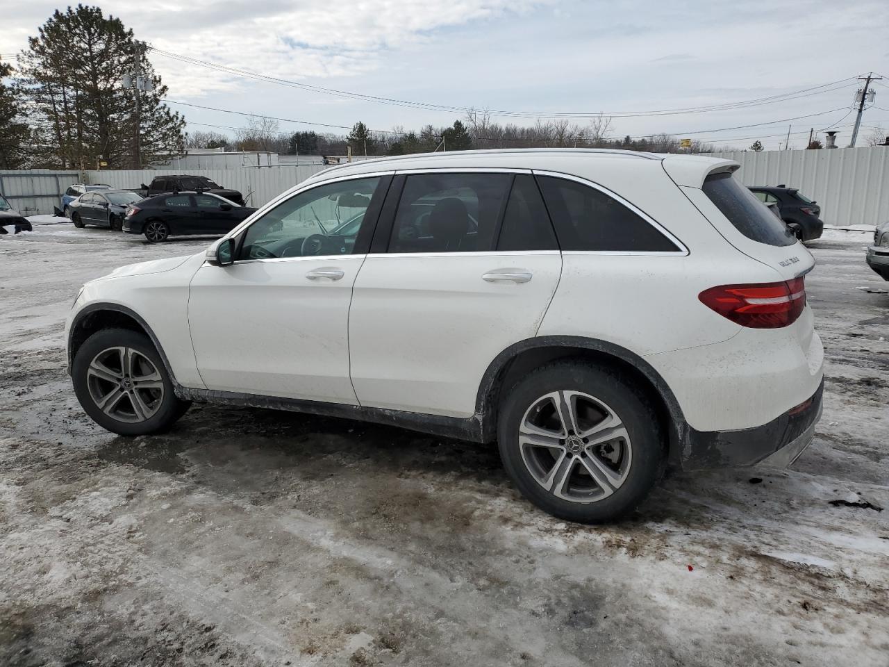 2019 Mercedes-Benz GLC VIN WDC0G4KB1KF633005 Copart auction photo, front end damage thumbnail 2