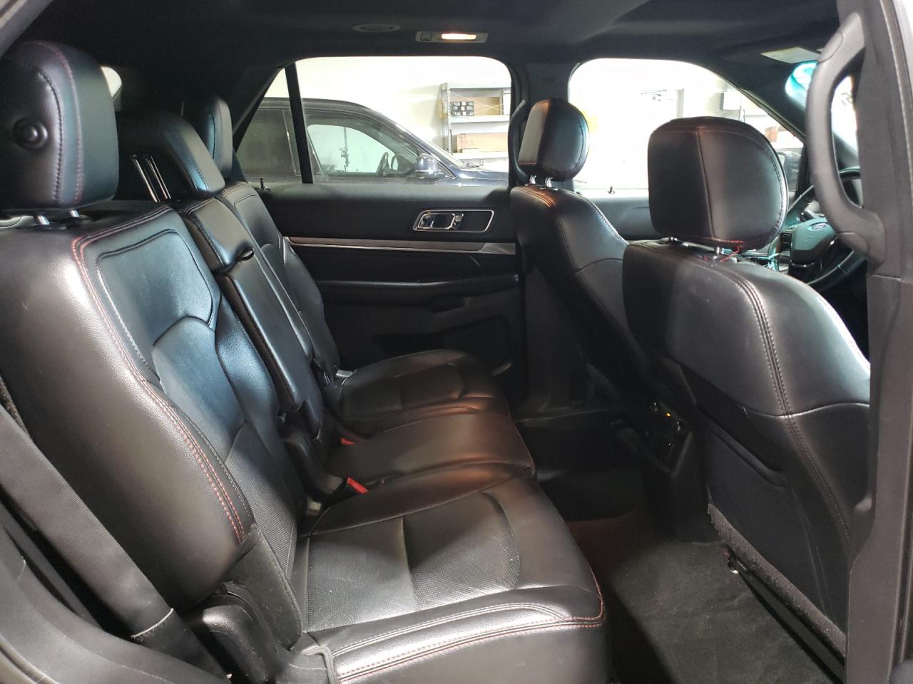 2017 Ford Explorer VIN 1FM5K8GT4HGA41440 Copart auction photo, minor dent/scratches damage thumbnail 11