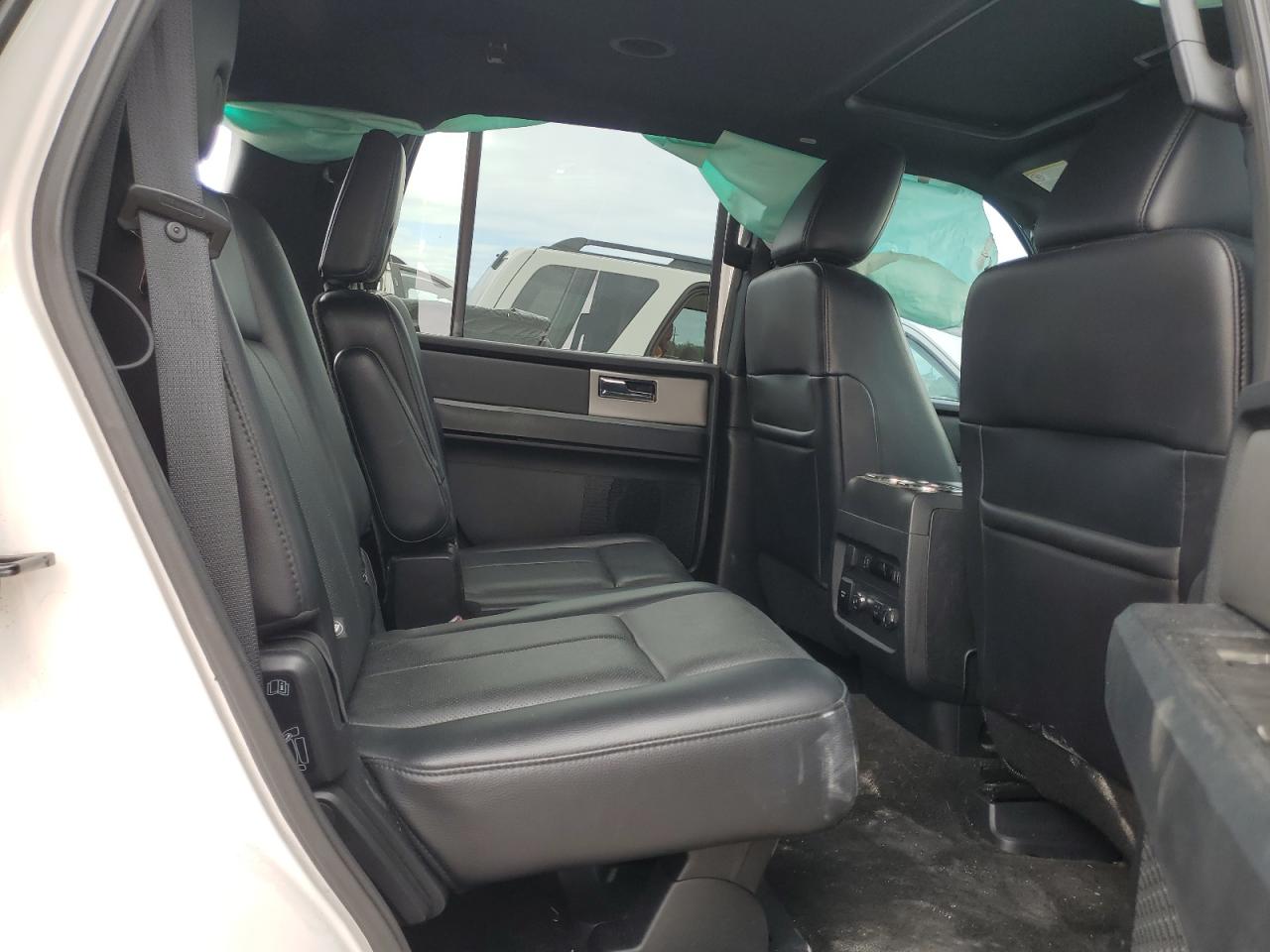 2017 Ford Expedition VIN 1FMJU1KT4HEA40954 Copart auction photo, side / minor dent/scratches damage thumbnail 11