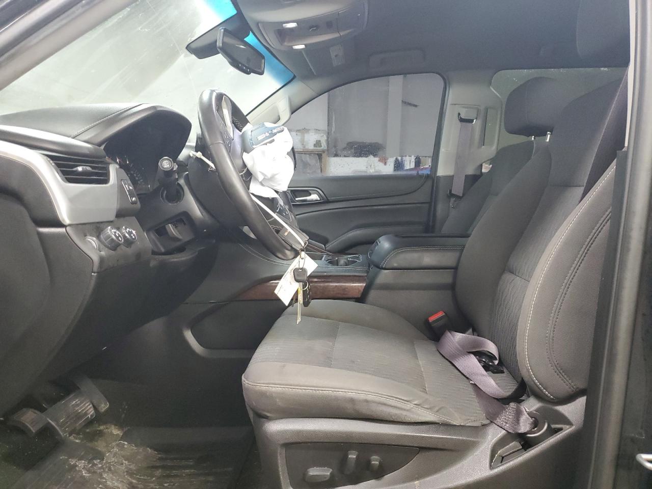 2017 GMC Yukon VIN 1GKS2AKC2HR187205 Copart auction photo, front end / side damage thumbnail 7