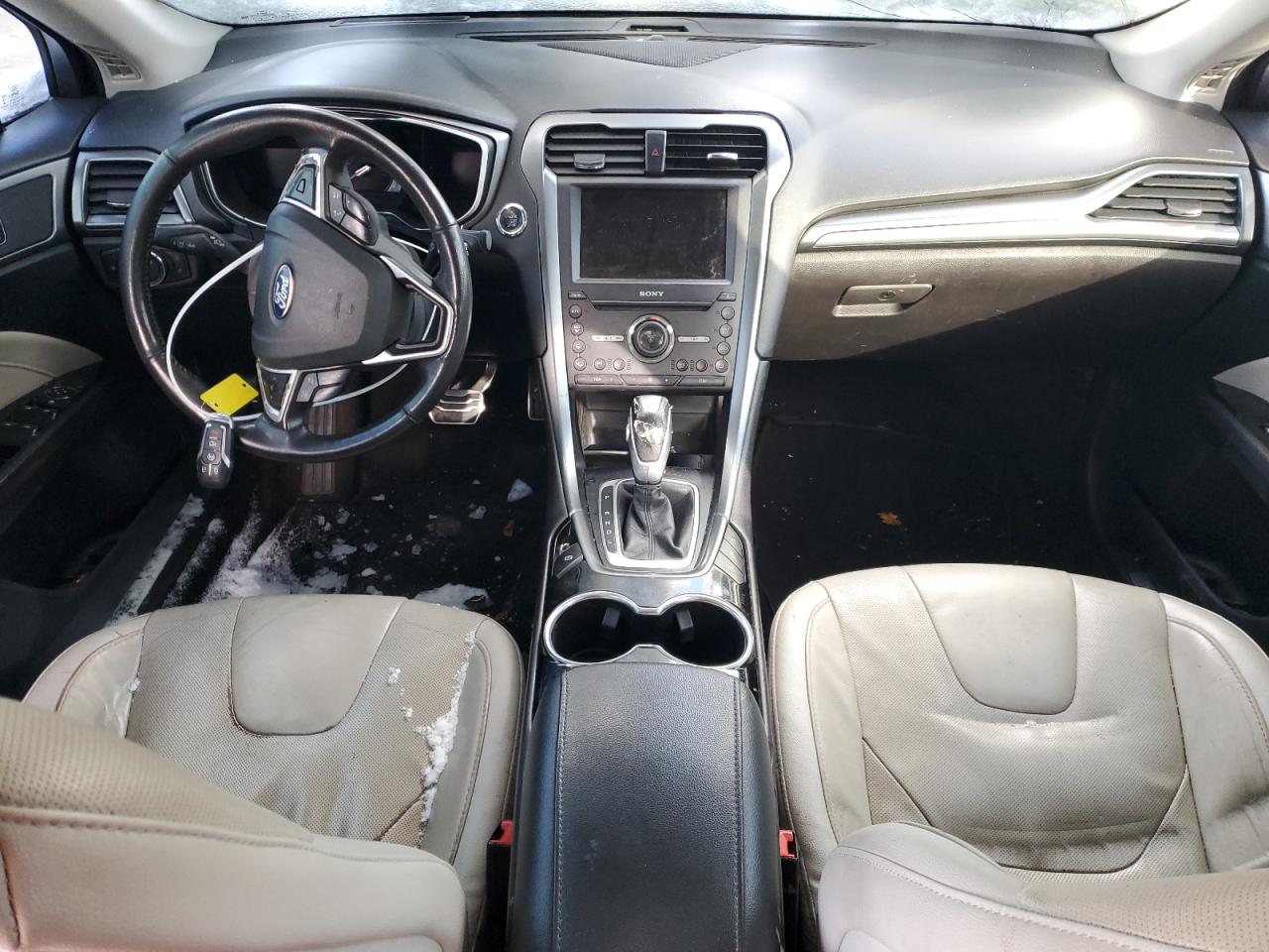 2016 Ford Fusion VIN 3FA6P0SU0GR229381 Copart auction photo, front end / minor dent/scratches damage thumbnail 8