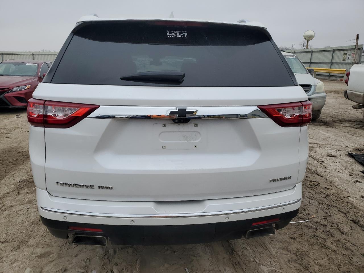 2020 Chevrolet Traverse VIN 1GNEVKKW3LJ288848 Copart auction photo, front end damage thumbnail 6