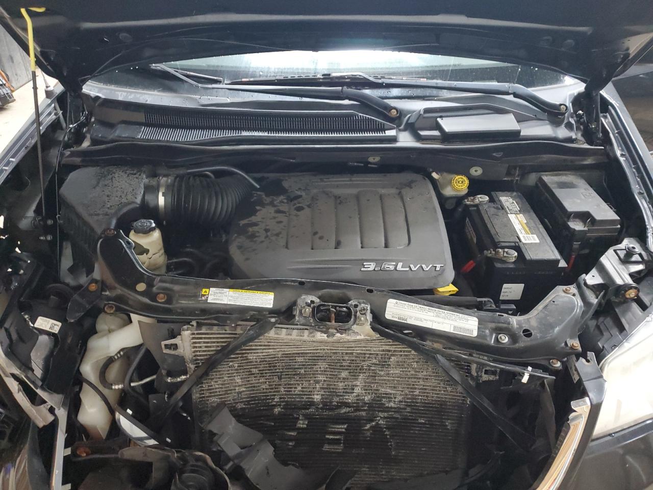 2012 Chrysler Town & Country VIN 2C4RC1BG5CR261066 Copart auction photo, front end / minor dent/scratches damage thumbnail 12