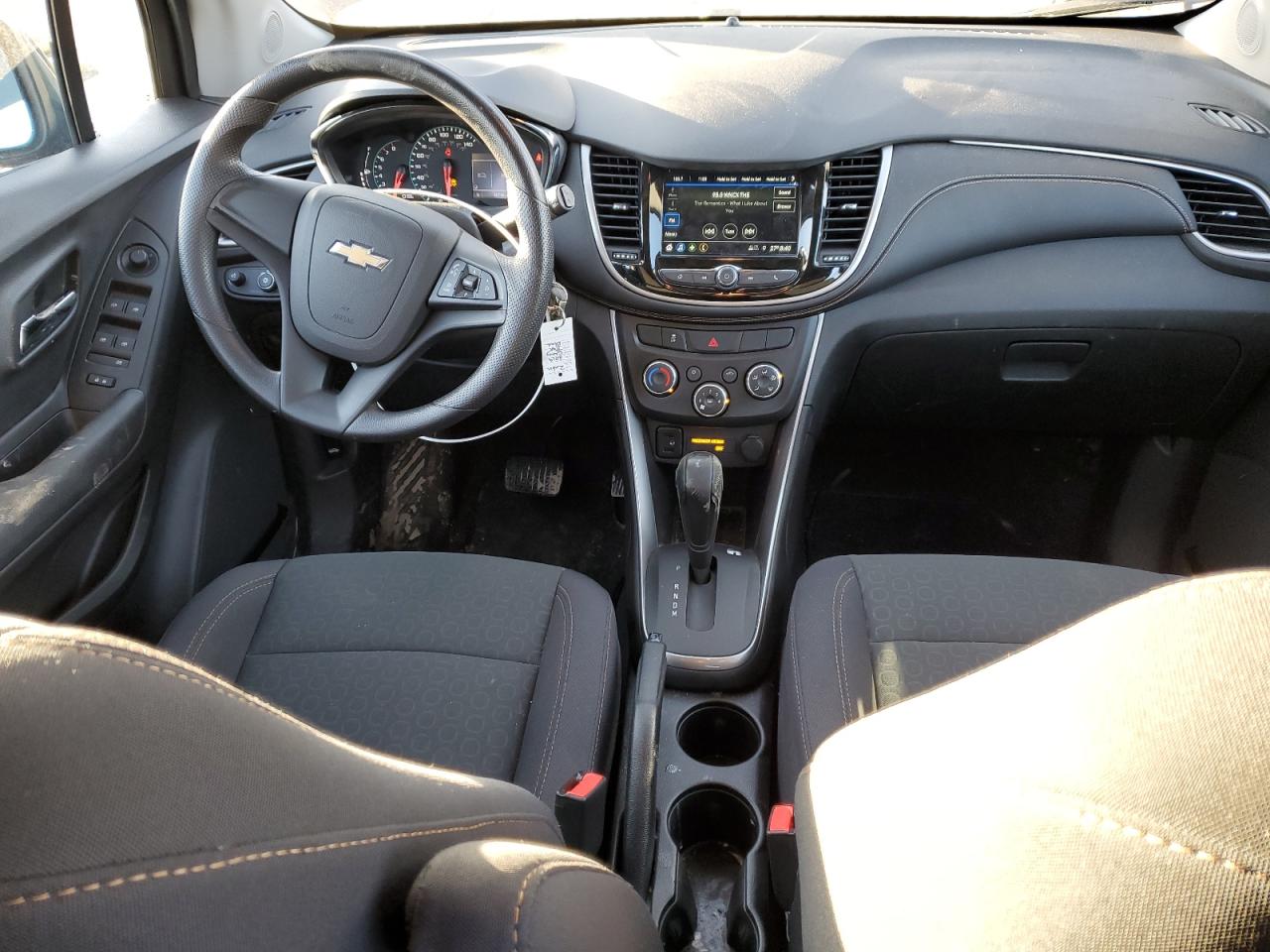 2019 Chevrolet Trax VIN 3GNCJKSB2KL114809 Copart auction photo, rear end damage thumbnail 8