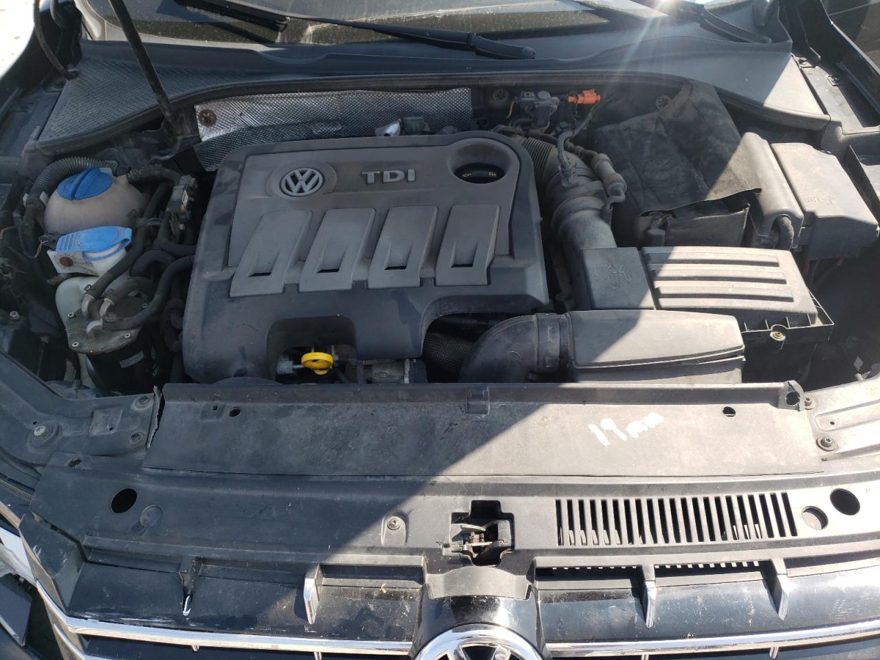 2014 Volkswagen Passat VIN 1VWBN7A3XEC085623 Copart auction photo, front end damage thumbnail 13