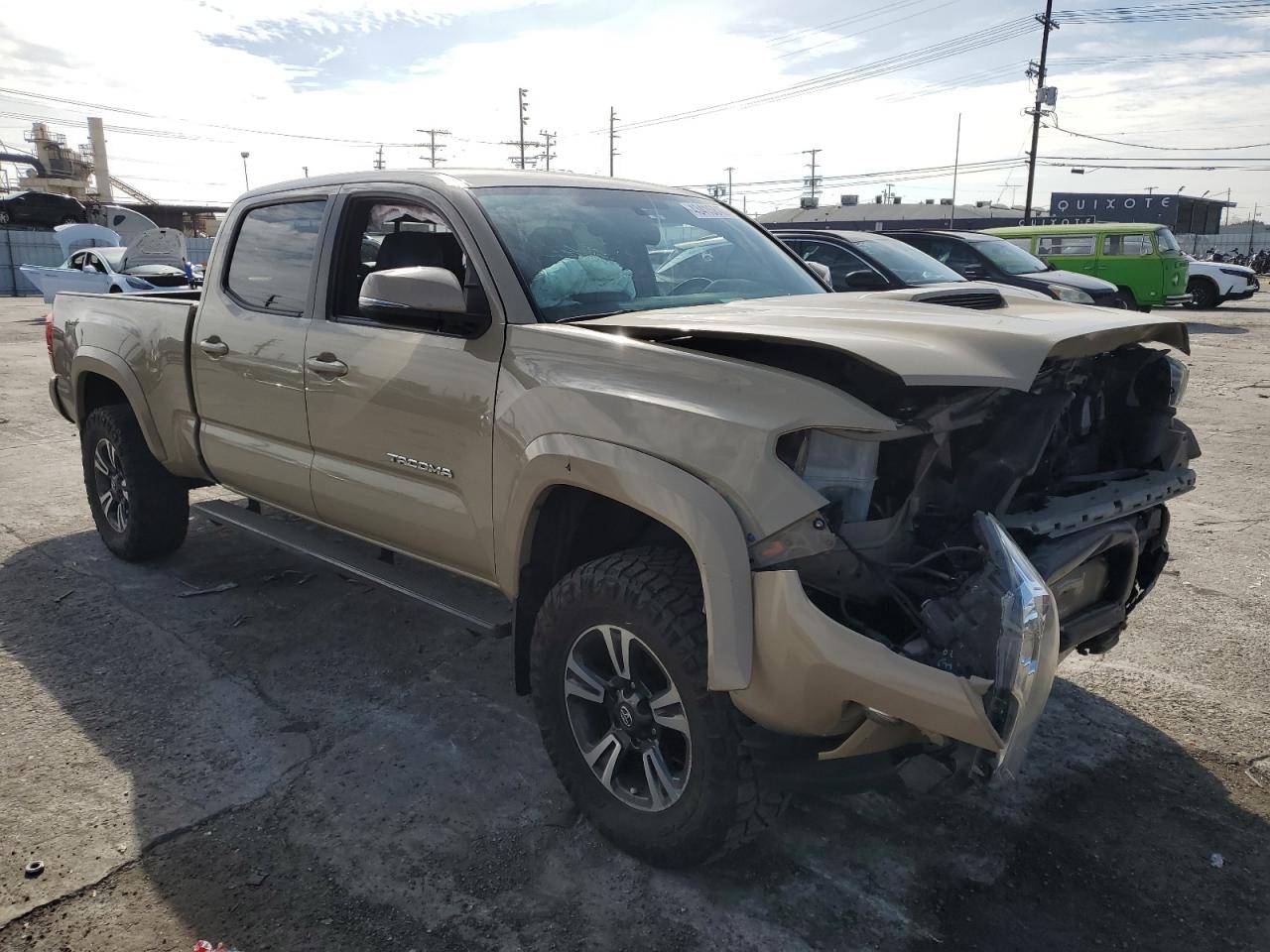 2017 Toyota Tacoma VIN 3TMBZ5DNXHM009427 Copart auction photo, front end / rear end damage thumbnail 4