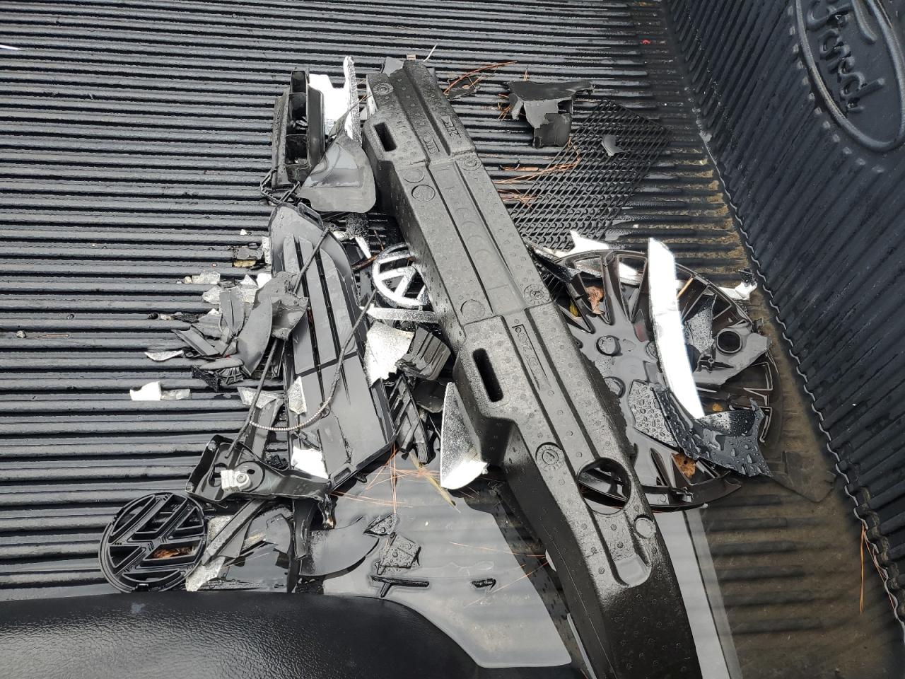 2008 Ford F-150 VIN 1FTRF12278KC27972 Copart auction photo, all over damage thumbnail 13