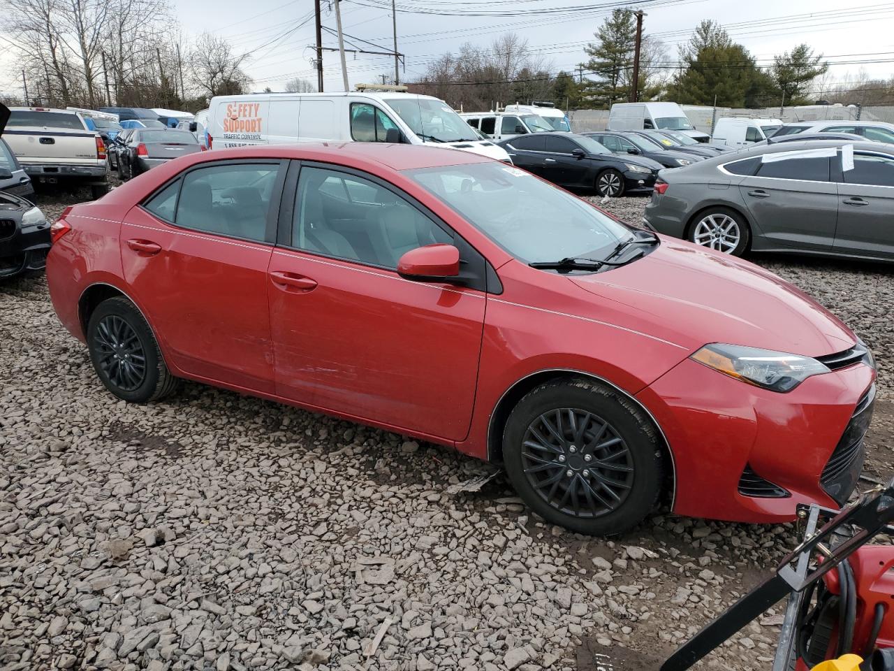 2018 Toyota Corolla VIN 2T1BURHE1JC075220 Copart auction photo, vandalism damage thumbnail 4