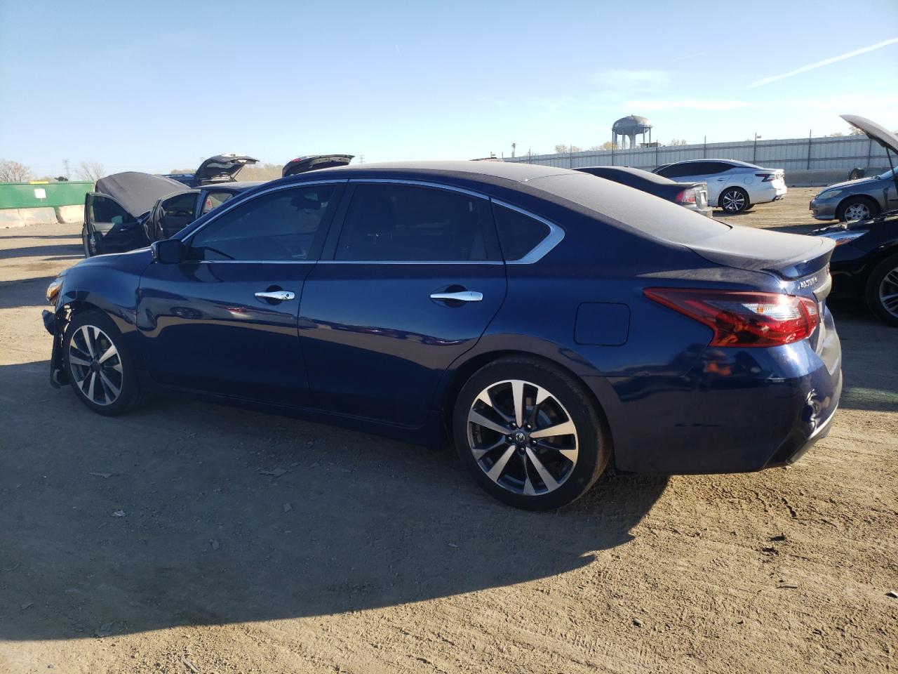 2017 Nissan Altima VIN 1N4AL3AP3HC121677 Copart auction photo, front end damage thumbnail 2