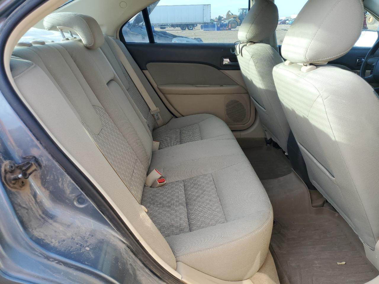 2011 Ford Fusion VIN 3FAHP0HA7BR196782 Copart auction photo, hail damage thumbnail 10