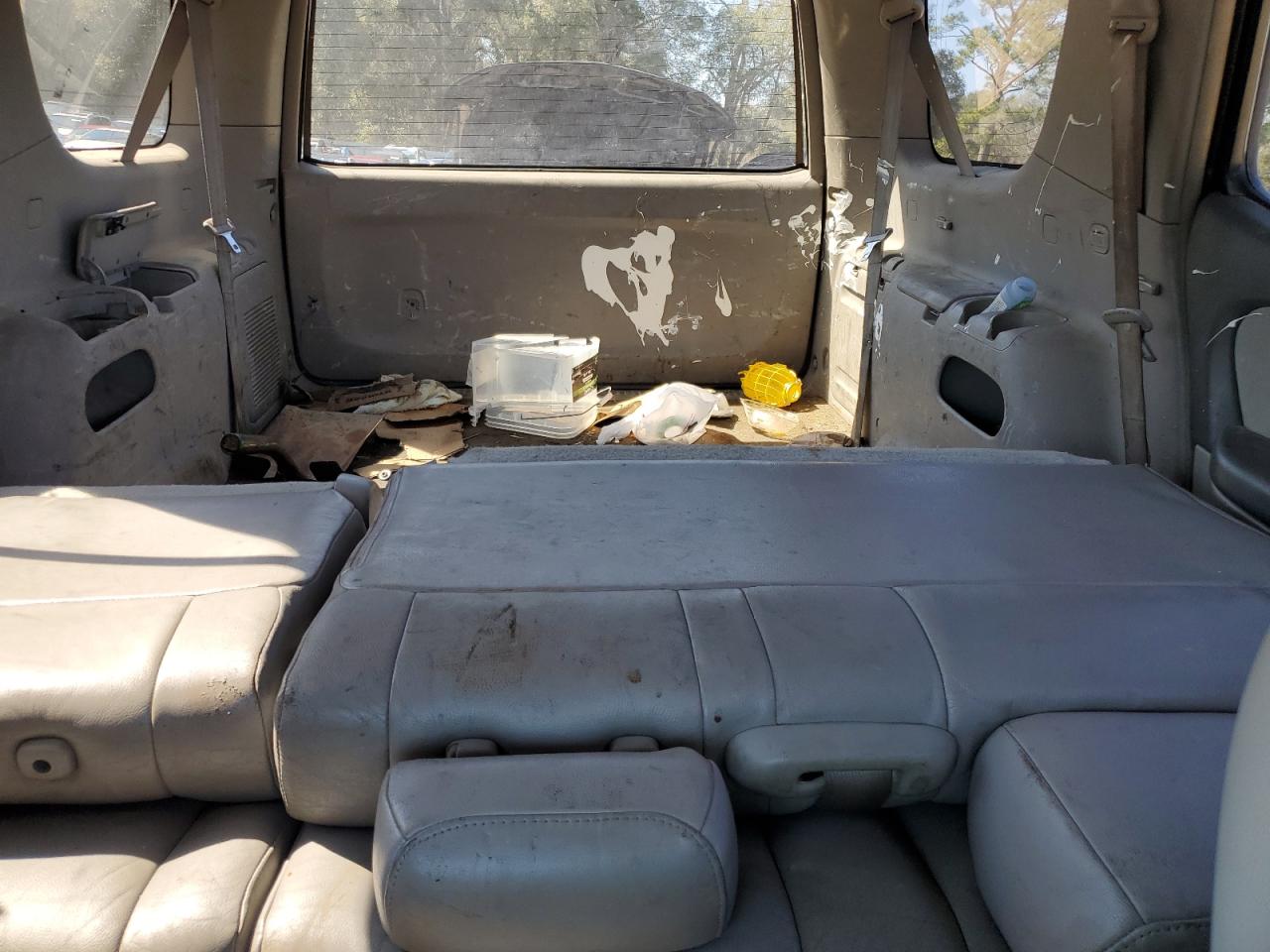 2005 Toyota Sequoia VIN 5TDZT34A65S242136 Copart auction photo, front end damage thumbnail 10