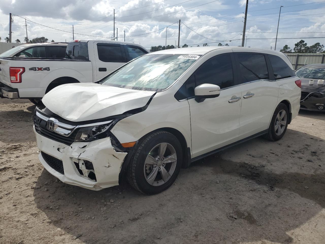 2019 Honda Odyssey VIN 5FNRL6H53KB053829